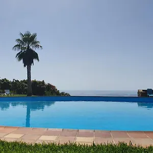 https://la-casa-del-burro.hotelsinnerja.org