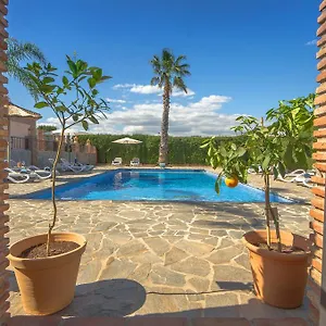 https://villa-conmigo-bed-breakfast.hotelsinnerja.org